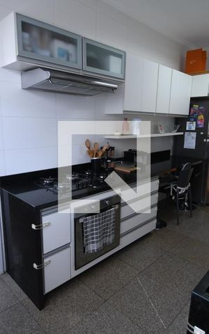 Apartamento para alugar com 138m², 3 quartos e 1 vagaCozinha