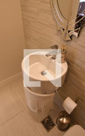 Apartamento para alugar com 138m², 3 quartos e 1 vagaLavabo