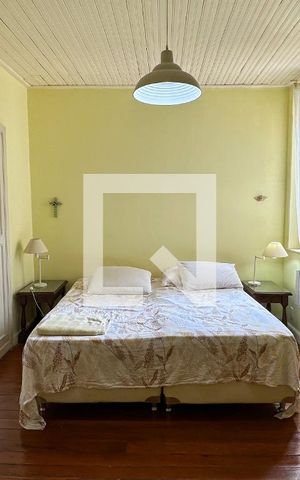Casa à venda com 296m², 4 quartos e 3 vagas Casa à venda com 296m², 4 quartos e 3 vagasQuarto 02