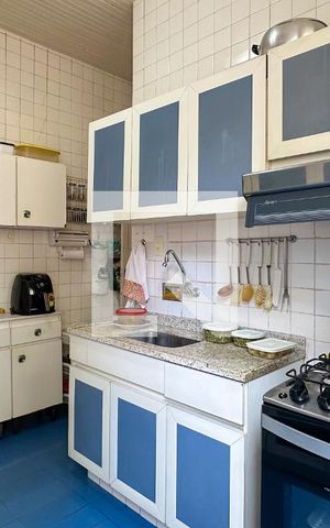 Casa à venda com 296m², 4 quartos e 3 vagas Casa à venda com 296m², 4 quartos e 3 vagasCozinha