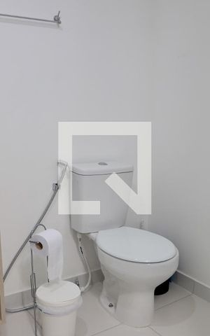 Studio para alugar com 21m², 0 quarto e sem vaga Studio para alugar com 21m², 0 quarto e sem vagaBanheiro