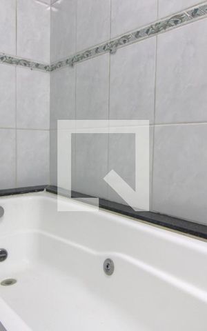 Casa à venda com 250m², 3 quartos e 3 vagasBanheiro da suíte