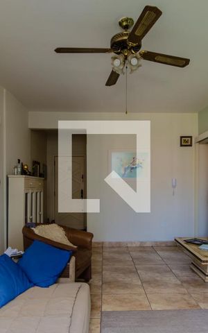 Apartamento à venda com 109m², 2 quartos e sem vaga Apartamento à venda com 109m², 2 quartos e sem vagaSala