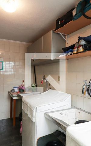 Casa à venda com 204m², 4 quartos e 1 vaga Casa à venda com 204m², 4 quartos e 1 vagaÁrea de Serviço