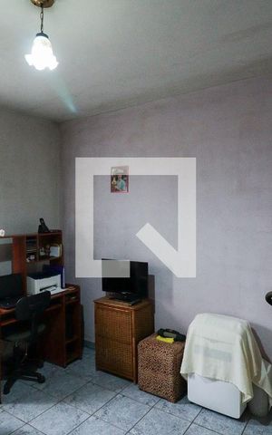 Casa à venda com 204m², 4 quartos e 1 vaga Casa à venda com 204m², 4 quartos e 1 vagaCasa 2