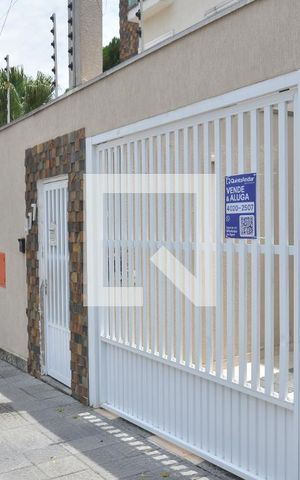 Apartamento para alugar com 47m², 2 quartos e 1 vagaFachada