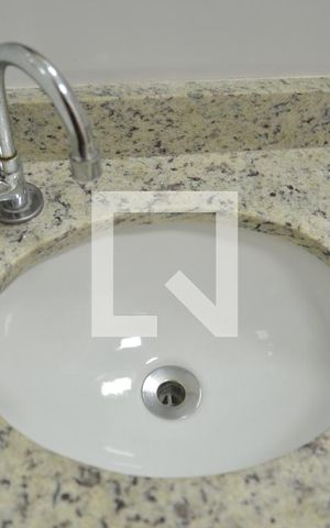 Apartamento para alugar com 47m², 2 quartos e 1 vagaBanheiro
