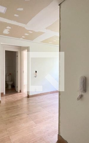 Apartamento à venda com 34m², 2 quartos e sem vaga Apartamento à venda com 34m², 2 quartos e sem vagaÁrea de Serviço