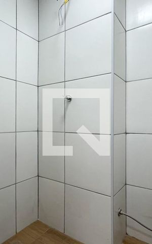 Apartamento à venda com 34m², 2 quartos e sem vaga Apartamento à venda com 34m², 2 quartos e sem vagaBanheiro Social