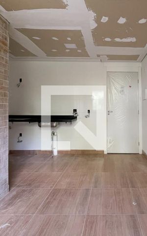 Apartamento à venda com 34m², 2 quartos e sem vaga Apartamento à venda com 34m², 2 quartos e sem vagaSala