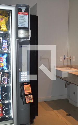 Studio à venda com 23m², 1 quarto e sem vagaMini Mercado