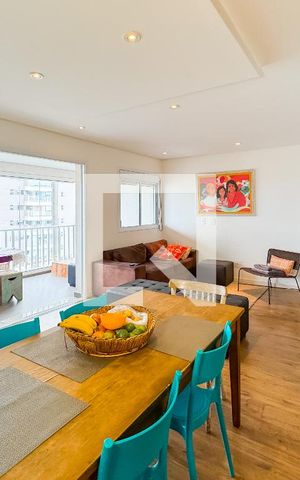 Apartamento à venda com 95m², 2 quartos e 2 vagas Apartamento à venda com 95m², 2 quartos e 2 vagasSala