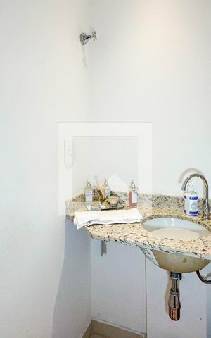 Apartamento à venda com 95m², 2 quartos e 2 vagas Apartamento à venda com 95m², 2 quartos e 2 vagasLavabo
