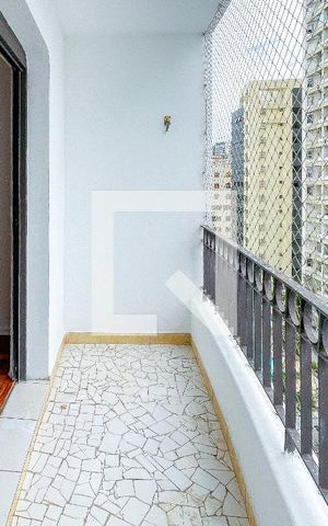 Apartamento à venda com 105m², 3 quartos e 1 vaga Apartamento à venda com 105m², 3 quartos e 1 vagaVaranda