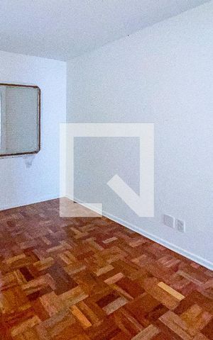 Apartamento à venda com 105m², 3 quartos e 1 vaga Apartamento à venda com 105m², 3 quartos e 1 vagaSuíte
