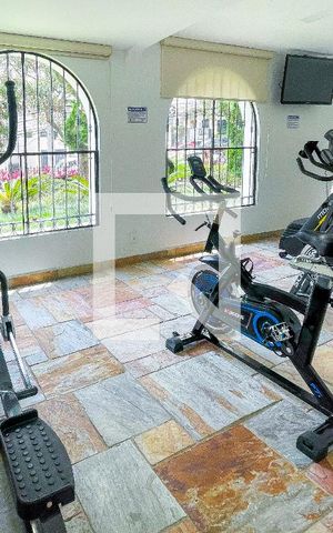 Apartamento à venda com 105m², 3 quartos e 1 vaga Apartamento à venda com 105m², 3 quartos e 1 vagaÁrea comum - Academia