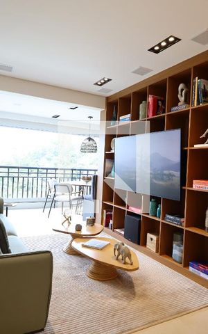Apartamento à venda com 129m², 3 quartos e 3 vagasSala de TV