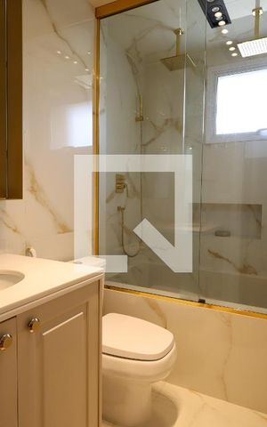 Apartamento à venda com 129m², 3 quartos e 3 vagasBanheiro da Suíte