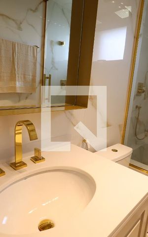 Apartamento à venda com 129m², 3 quartos e 3 vagasBanheiro da Suíte