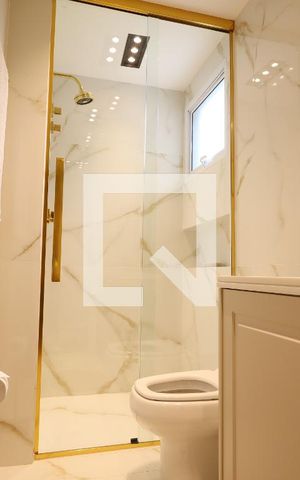 Apartamento à venda com 129m², 3 quartos e 3 vagasBanheiro da Suíte 2