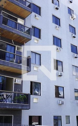 Apartamento à venda com 75m², 2 quartos e 1 vagaFachada