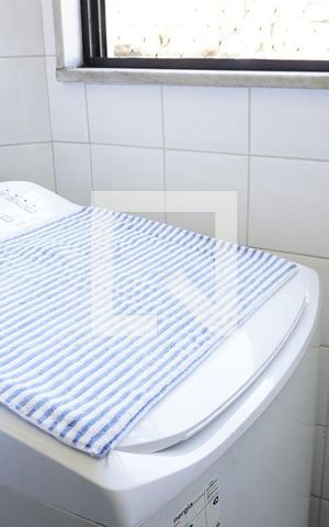 Apartamento à venda com 75m², 2 quartos e 1 vagaArea de Serviço