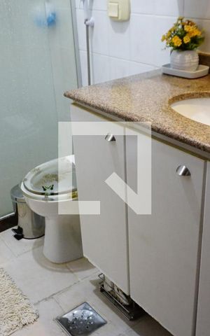 Apartamento à venda com 75m², 2 quartos e 1 vagaBanheiro Social