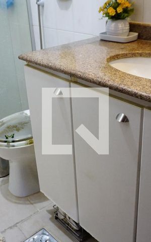 Apartamento à venda com 75m², 2 quartos e 1 vagaBanheiro Social