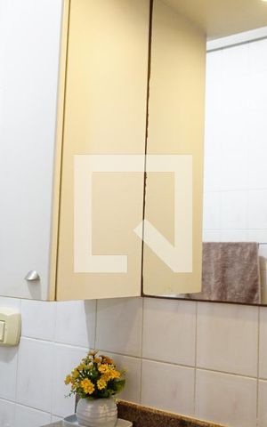 Apartamento à venda com 75m², 2 quartos e 1 vagaBanheiro Social