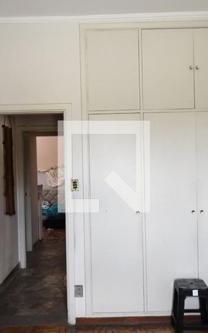 Casa à venda com 182m², 3 quartos e 8 vagasQuarto 1