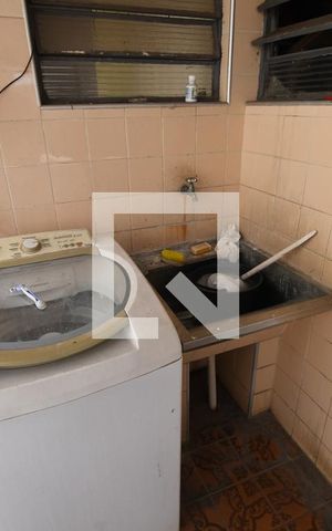 Casa à venda com 182m², 3 quartos e 8 vagasÁrea de Serviço 2