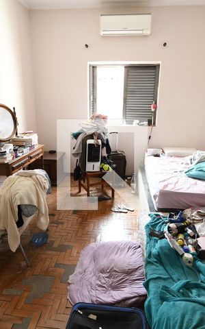 Casa à venda com 182m², 3 quartos e 8 vagasQuarto 3 