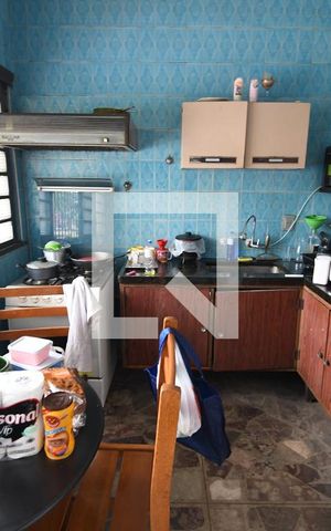 Casa à venda com 182m², 3 quartos e 8 vagasCozinha