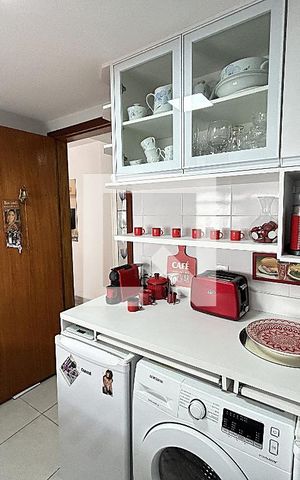 Apartamento à venda com 80m², 2 quartos e 1 vagaCozinha