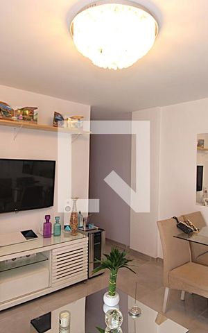 Apartamento à venda com 80m², 2 quartos e 1 vagaSala