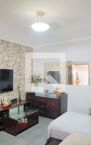 Casa à venda com 120m², 2 quartos e 1 vagaSala