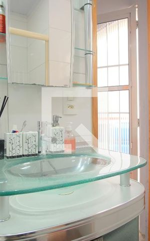 Casa à venda com 120m², 2 quartos e 1 vagaBanheiro de serviço