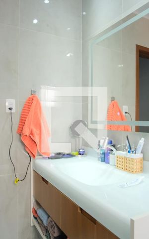 Casa à venda com 120m², 2 quartos e 1 vagaBanheiro