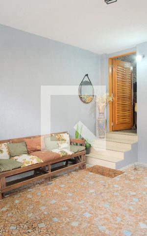 Casa à venda com 120m², 2 quartos e 1 vagaGaragem