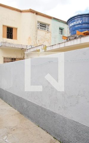 Casa à venda com 120m², 2 quartos e 1 vagaQuintal