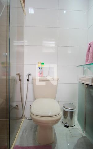Casa à venda com 120m², 2 quartos e 1 vagaBanheiro de serviço