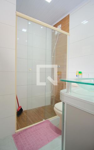 Casa à venda com 120m², 2 quartos e 1 vagaBanheiro de serviço