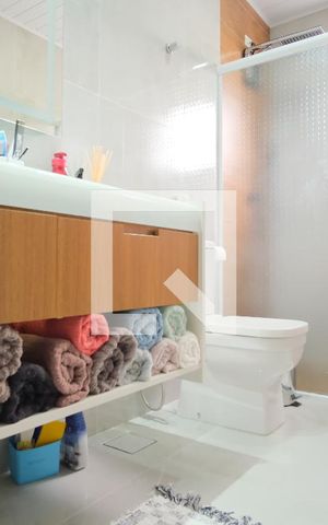 Casa à venda com 120m², 2 quartos e 1 vagaBanheiro