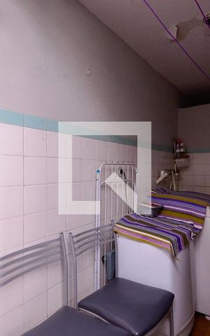Casa à venda com 166m², 3 quartos e 4 vagas Casa à venda com 166m², 3 quartos e 4 vagasÁrea de Serviço