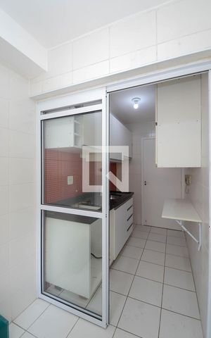 Apartamento para alugar com 46m², 2 quartos e 1 vagaÁrea de Serviço