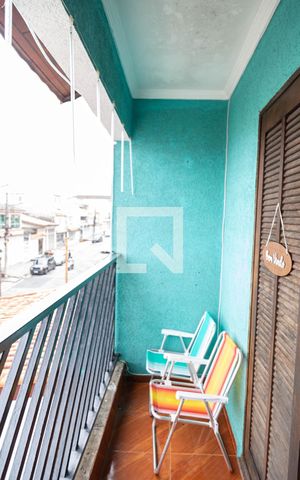 Casa à venda com 262m², 3 quartos e 6 vagas Casa à venda com 262m², 3 quartos e 6 vagasVaranda - Quarto 3