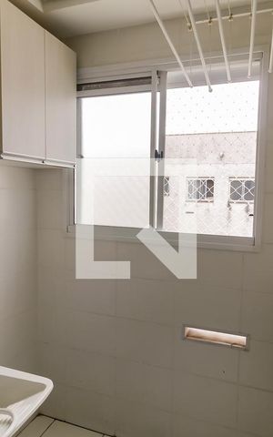 Apartamento para alugar com 44m², 2 quartos e 1 vaga Apartamento para alugar com 44m², 2 quartos e 1 vagaÁrea de Serviço