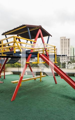 Apartamento à venda com 141m², 3 quartos e 6 vagasPlayground