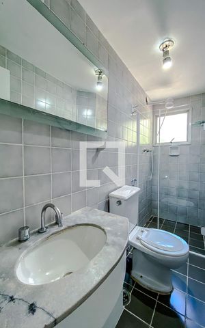 Apartamento para alugar com 55m², 2 quartos e 1 vagaBanheiro 