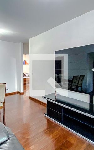 Apartamento para alugar com 55m², 2 quartos e 1 vagaSala